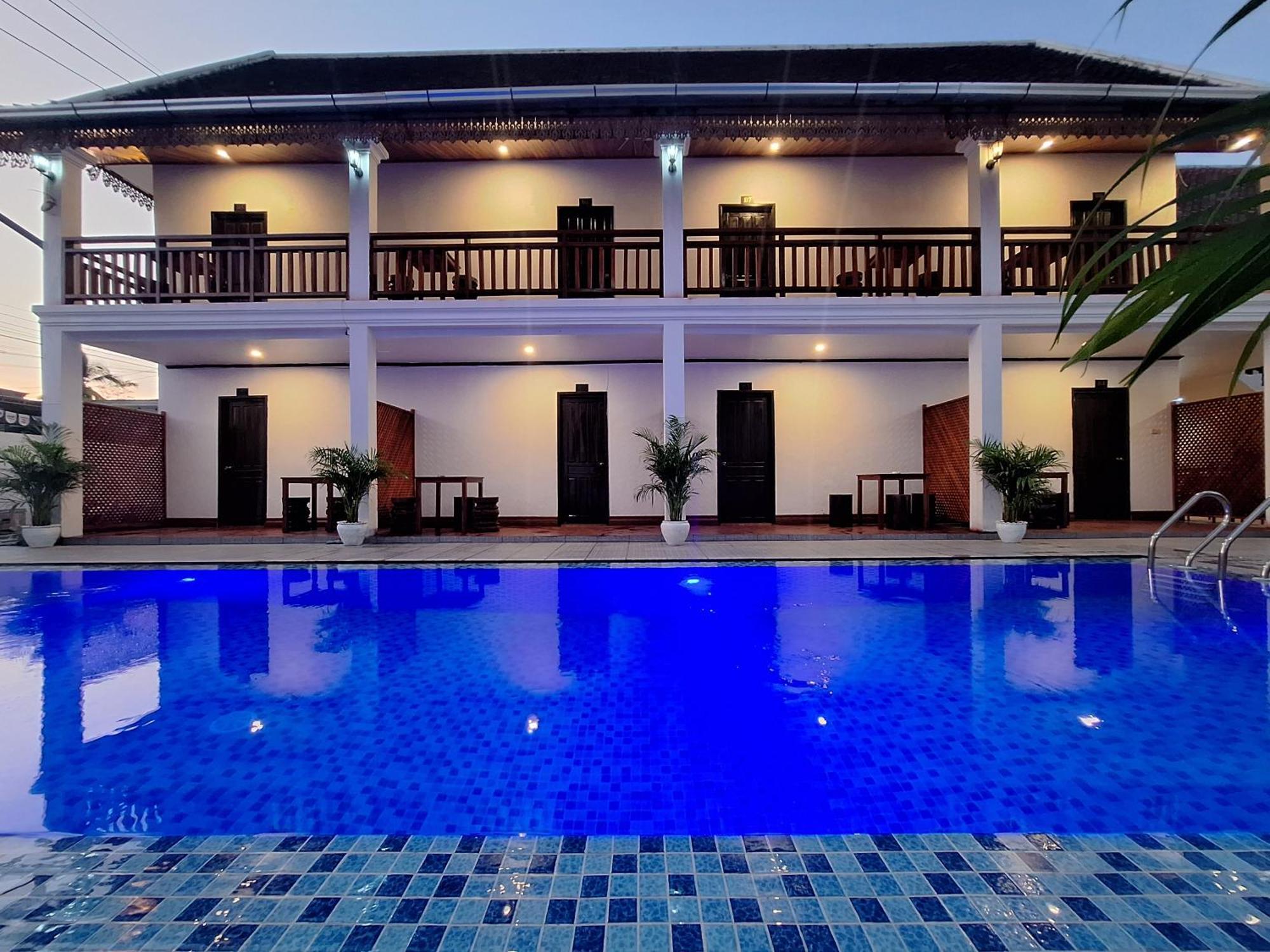 Luang Prabang Pavilion Hotel & Travel المظهر الخارجي الصورة