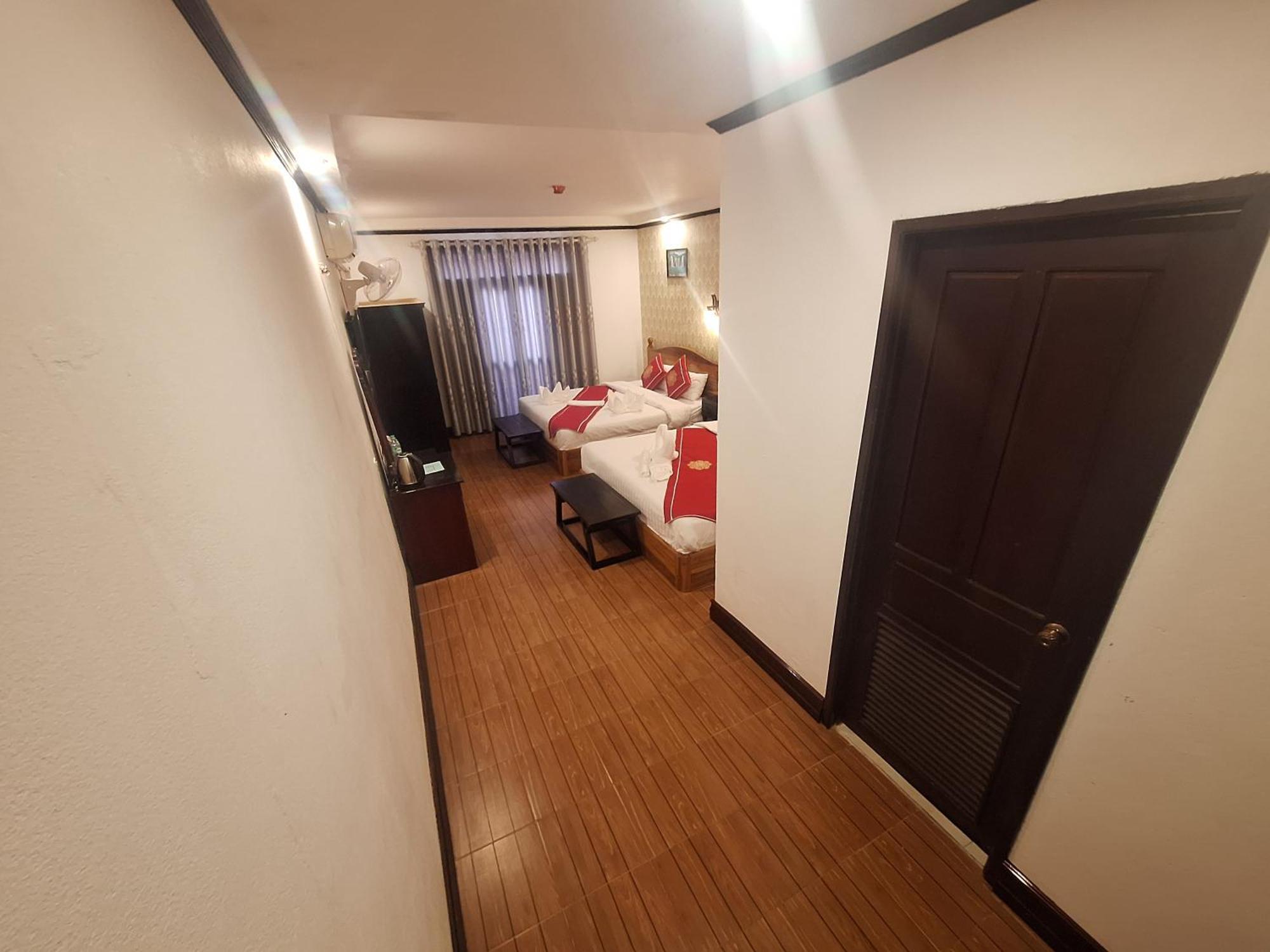 Luang Prabang Pavilion Hotel & Travel المظهر الخارجي الصورة
